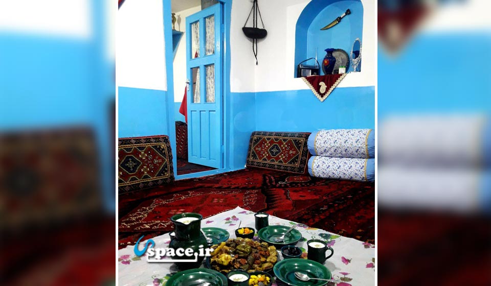 نمای داخلی اتاق اقامتگاه بوم گردی روژ - سنندج - روستای دولاب